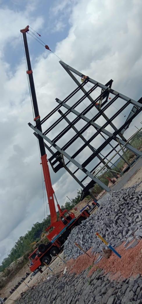 Mobil Crane 35 ton ereksen baja, Rental Crane Semarang, Sewa Crane Semarang, Persewaan Crane Semarang