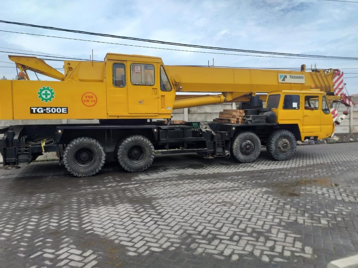 Mobil crane 50 ton, Rental Crane Semarang, Sewa Crane Semarang, Persewaan Crane Semarang