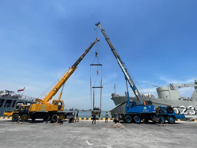 Mobil crane 50T 2 unit, Rental Crane Semarang, Sewa Crane Semarang, Persewaan Crane Semarang